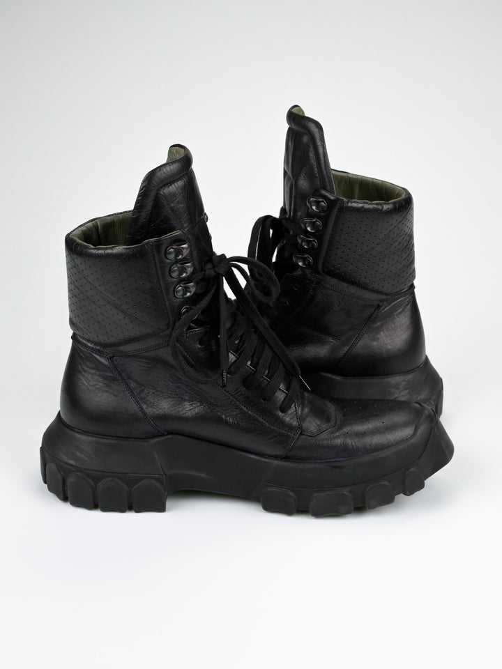 Blackout Tractor Boots
