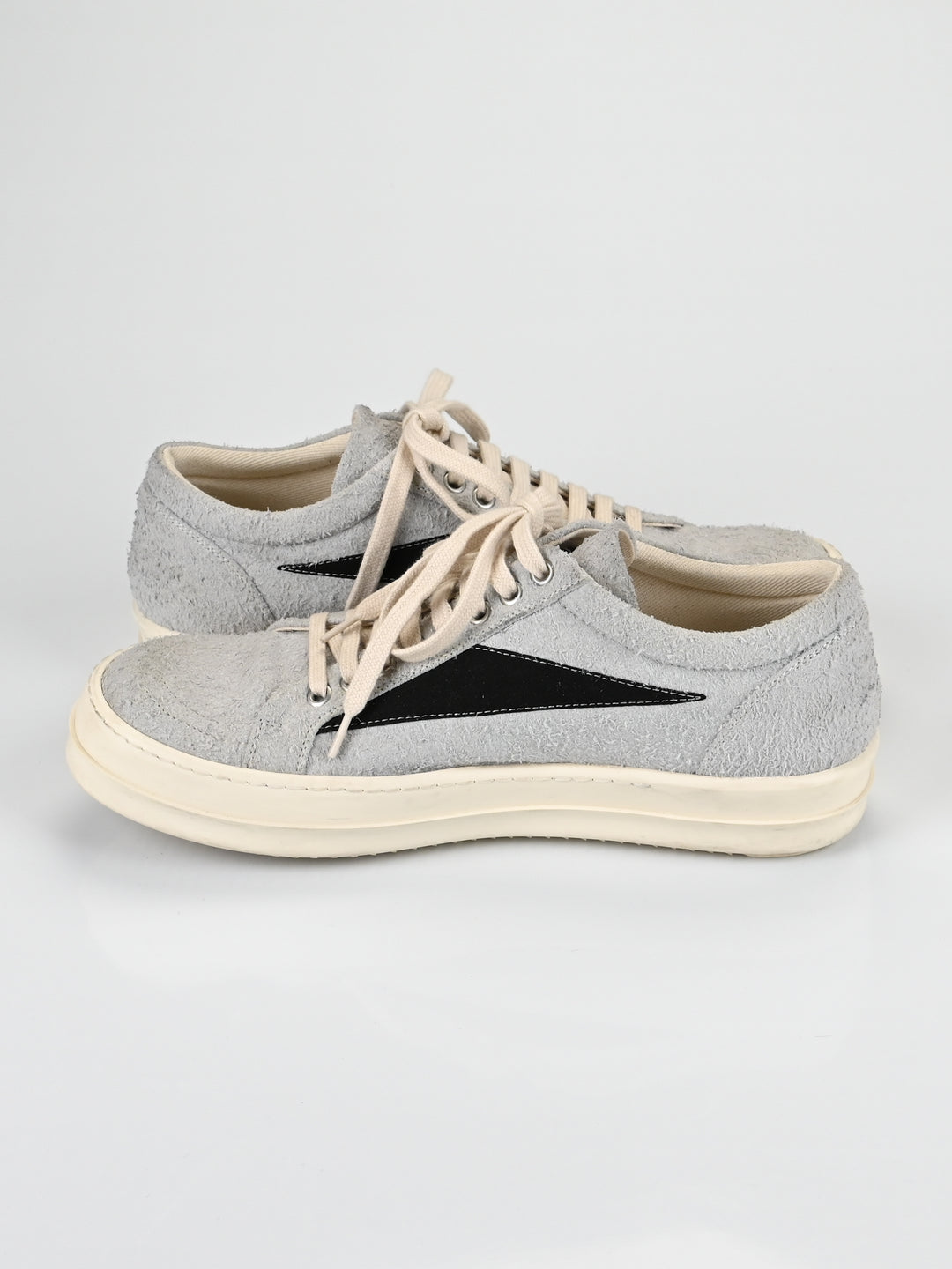 Oyster Vintage Sneakers