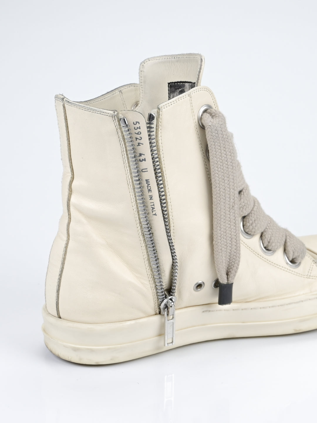 Milk Jumbo Lace Ramones