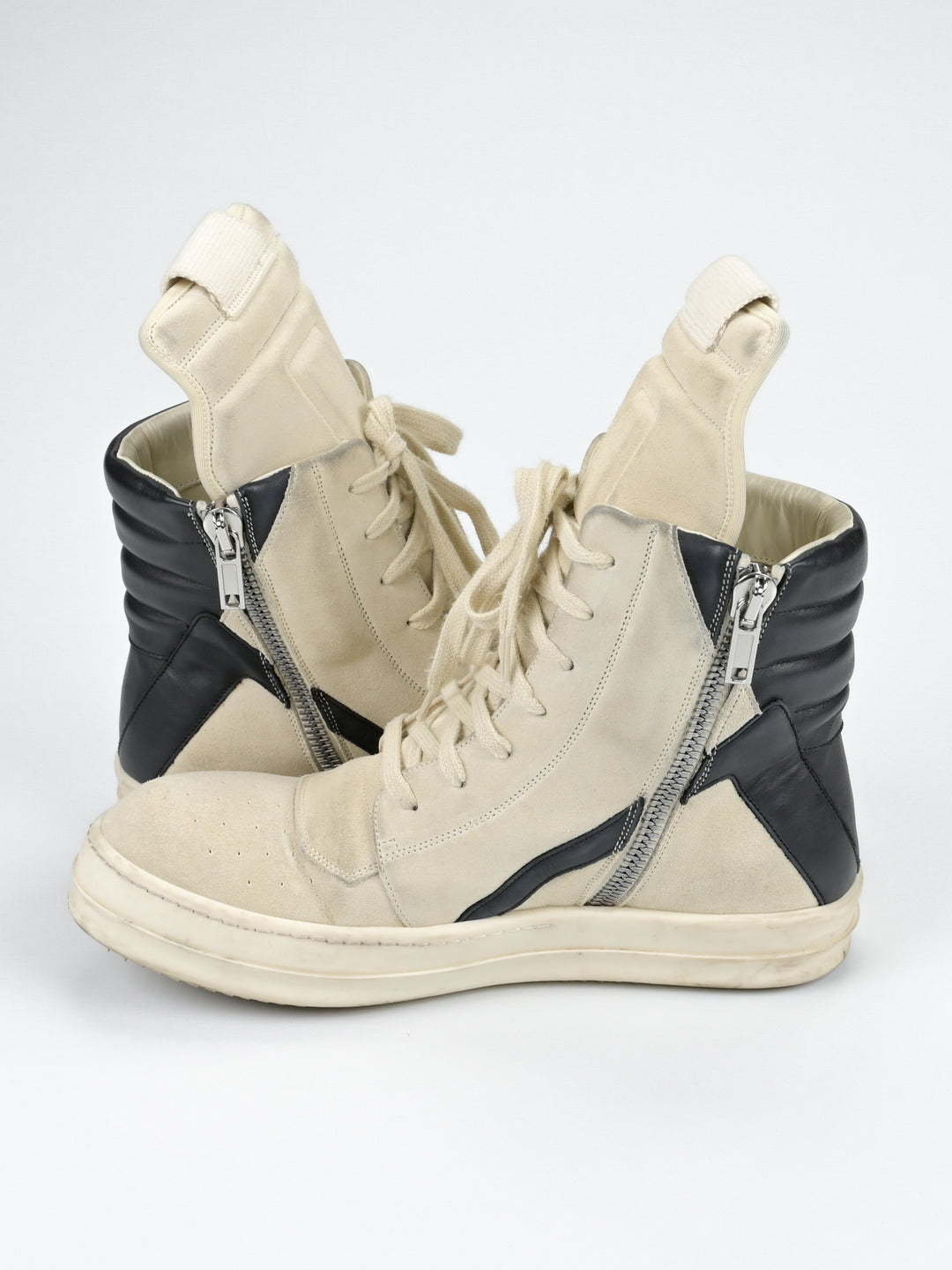 Suede Reverse Geobaskets