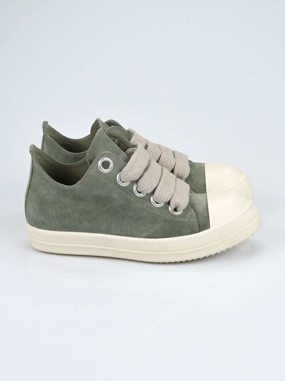 Suede Jumbo Lace Low Ramones