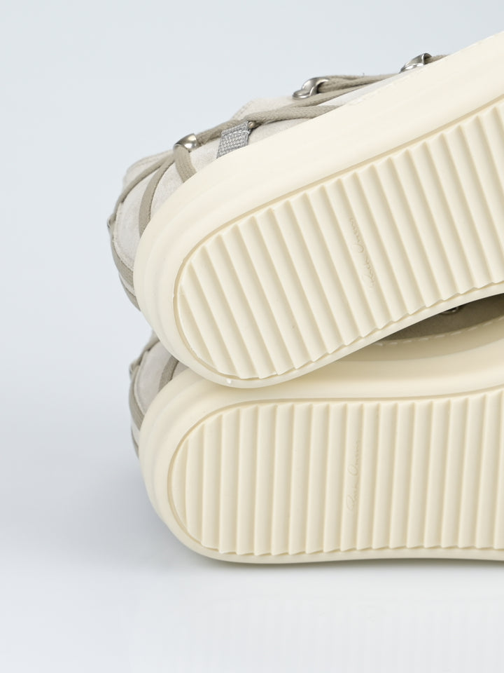 Megalace Suede Low Ramones