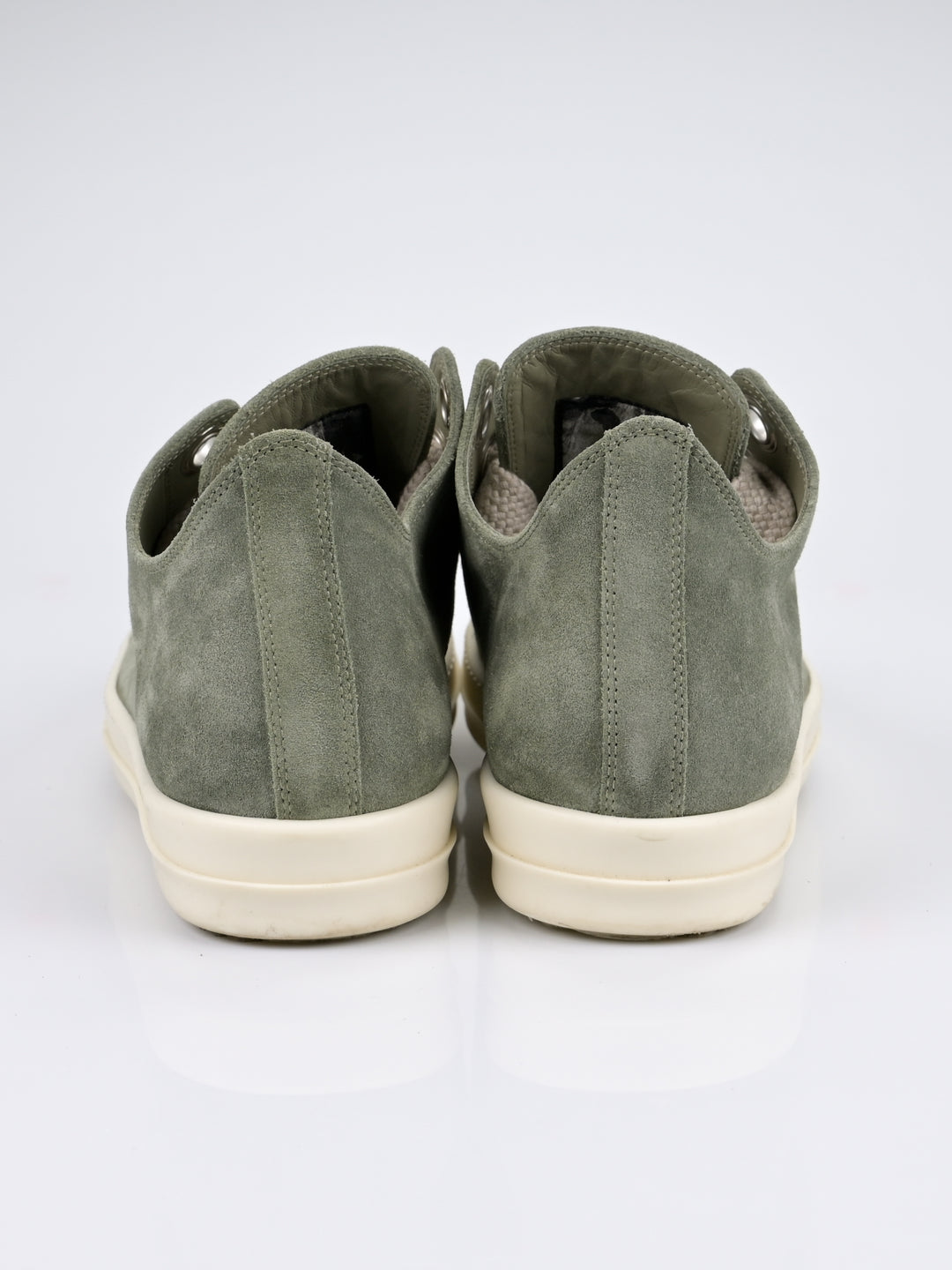 Suede Jumbo Lace Low Ramones