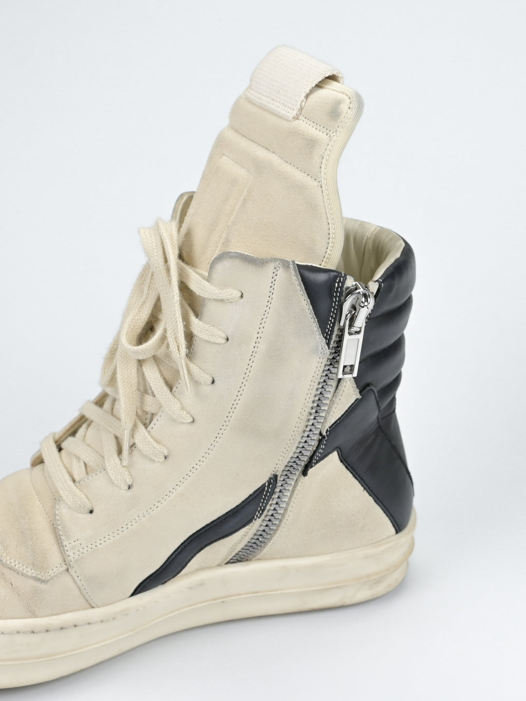 Suede Reverse Geobaskets