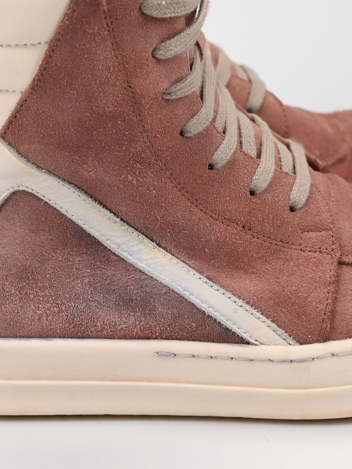 Dust Pink Suede Geobaskets