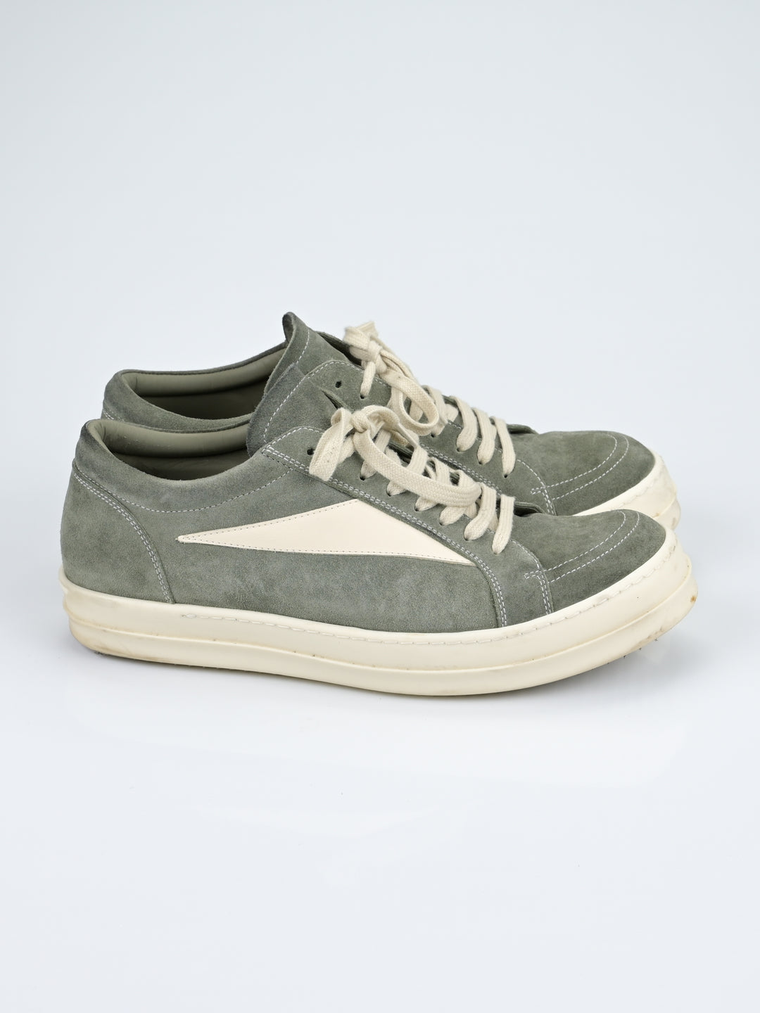 Suede Vintage "Vans" Sneakers