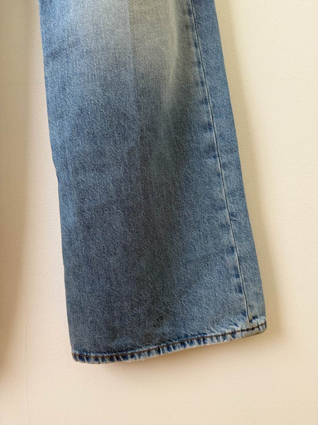 2021M Light Blue Vintage Jeans