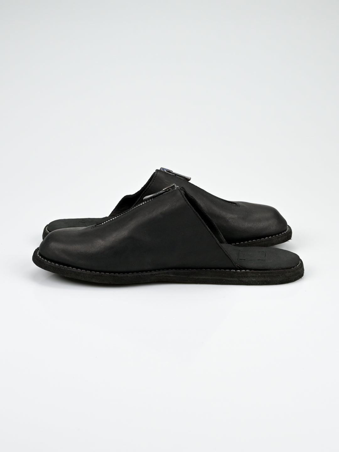 Front Zip Calf Leather Full Grain Slipper