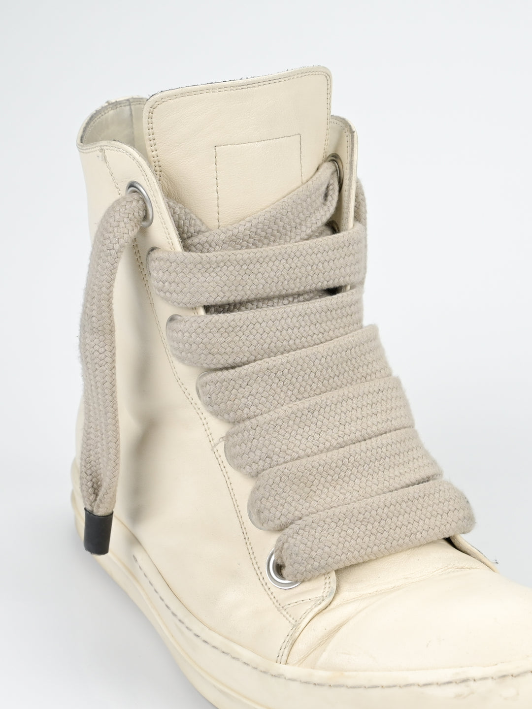 Milk Jumbo Lace Ramones