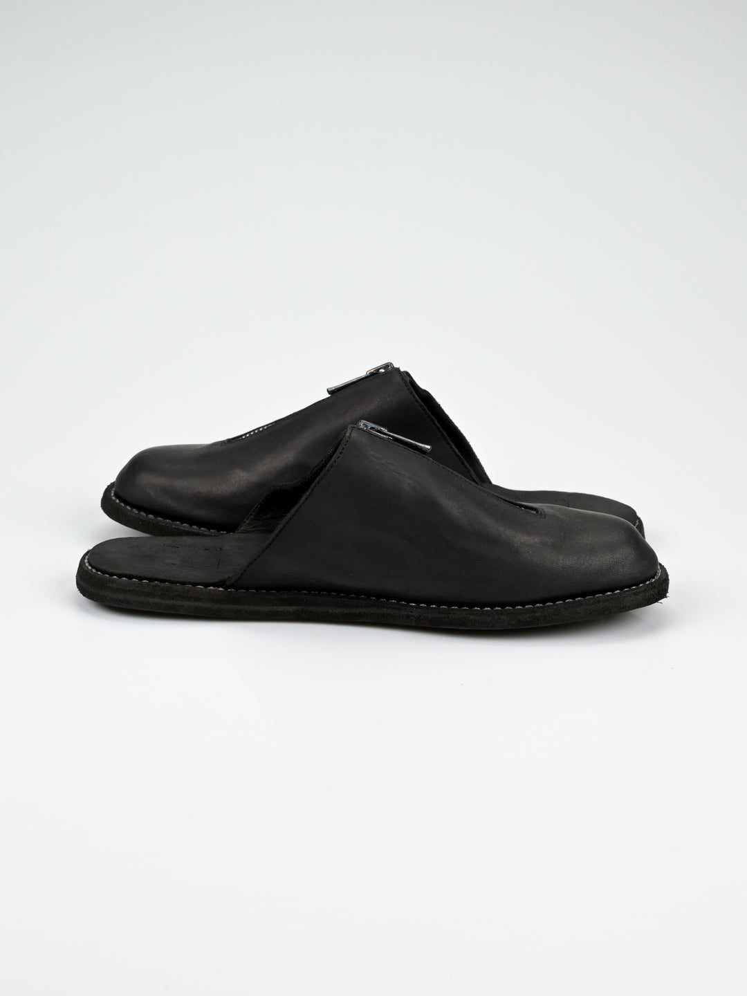 Front Zip Calf Leather Full Grain Slipper
