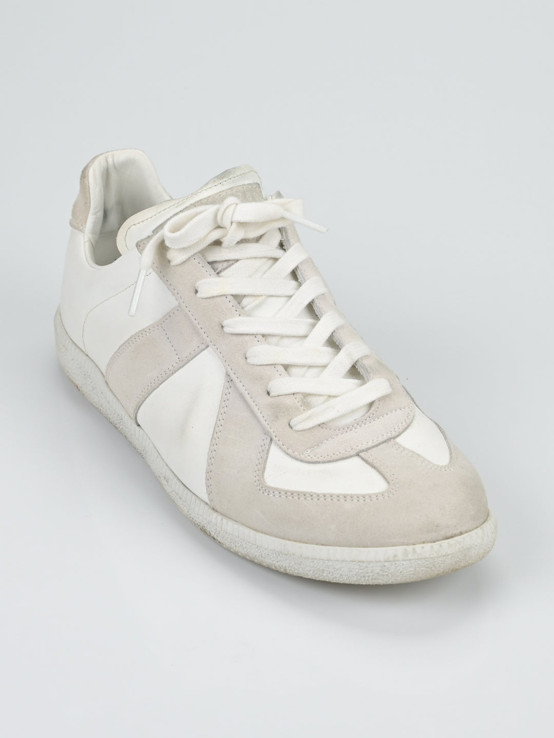 Replica GAT Leather Sneakers