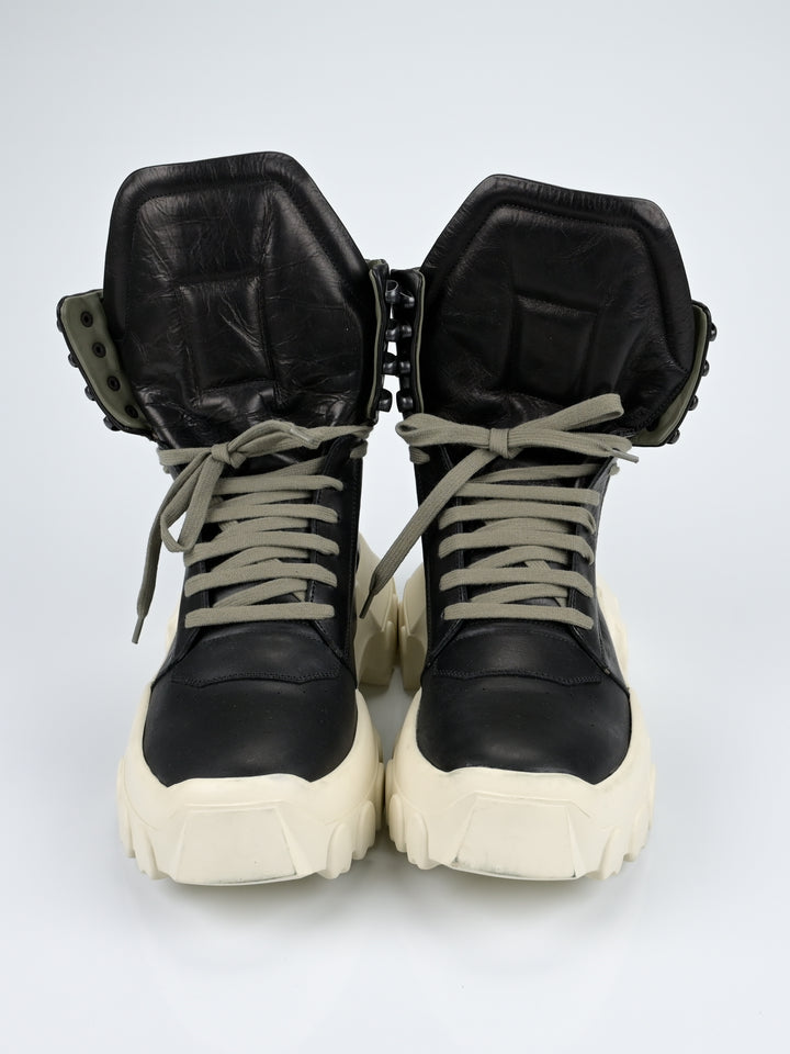 Tractor Boots Olive Interior