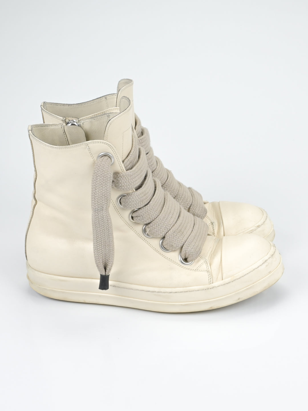 Milk Jumbo Lace Ramones