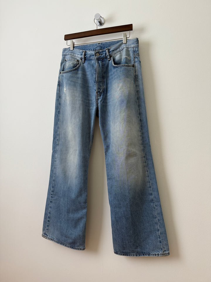 2021M Light Blue Vintage Jeans