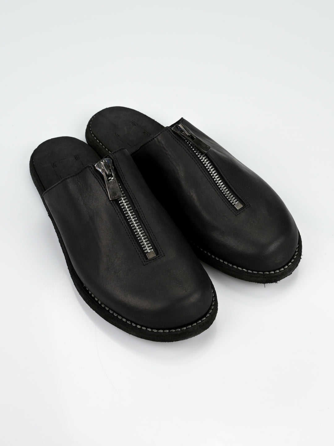 Front Zip Calf Leather Full Grain Slipper