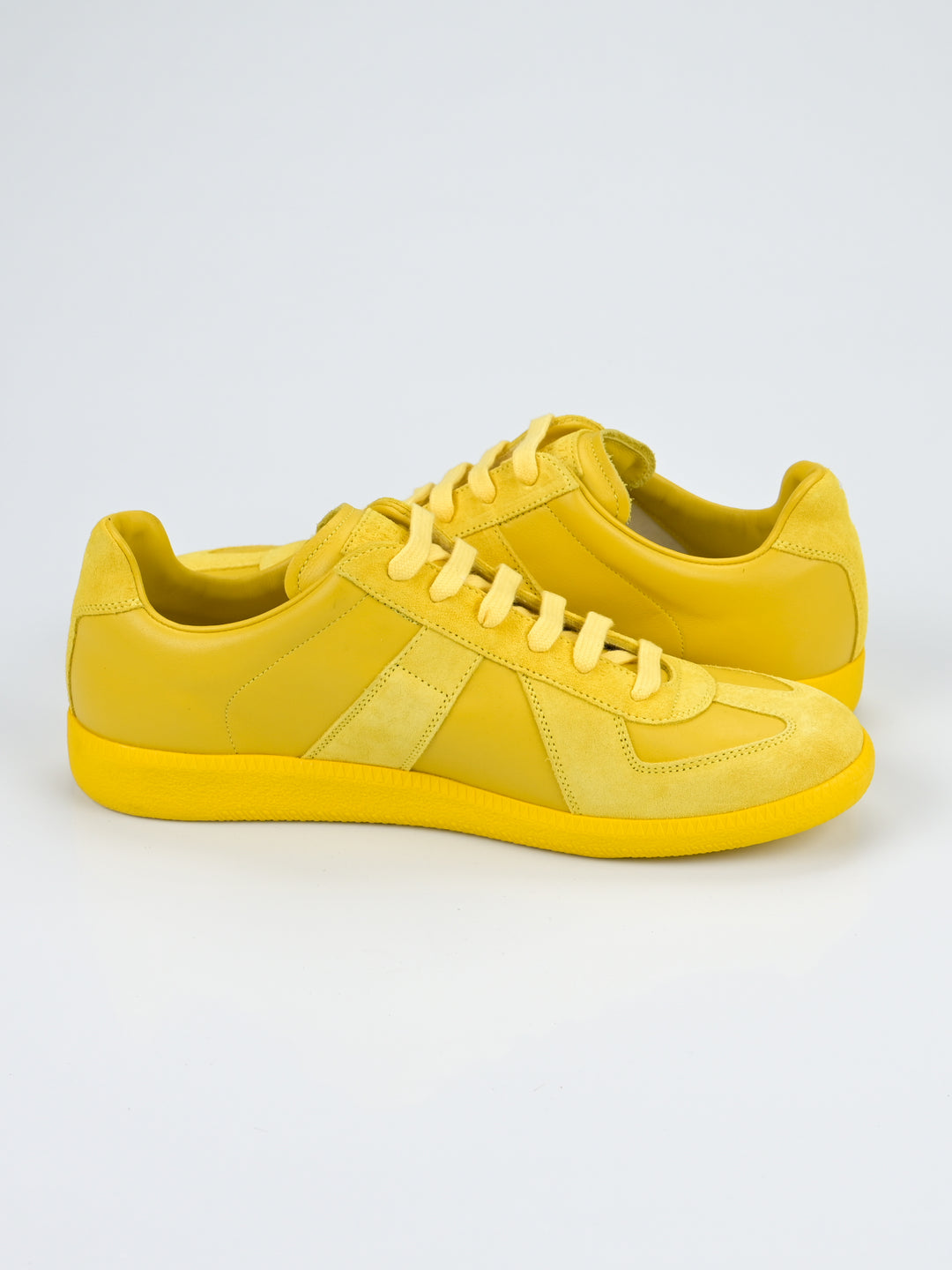 Replica GAT Leather Sneakers
