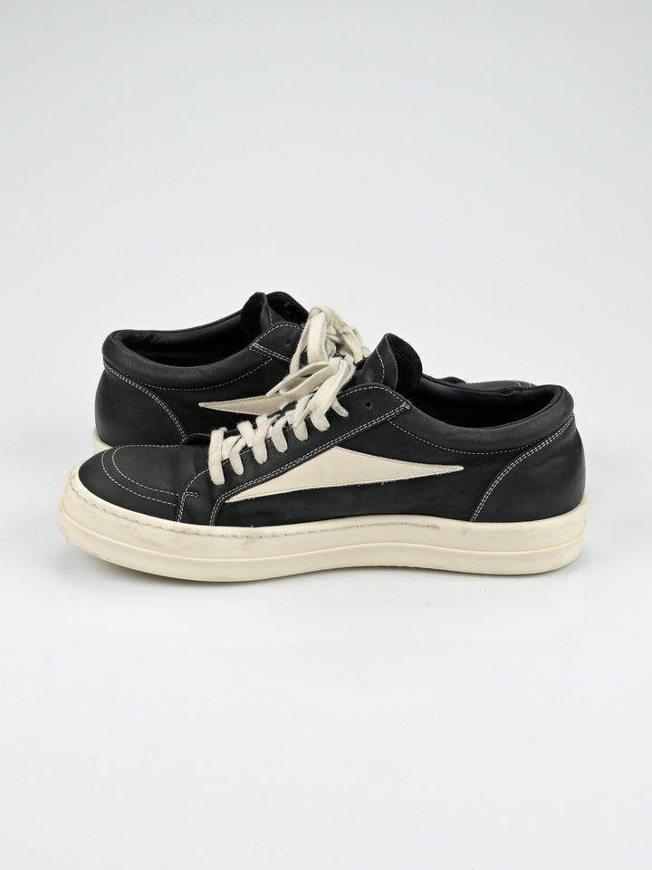 Vintage "Vans" Sneakers