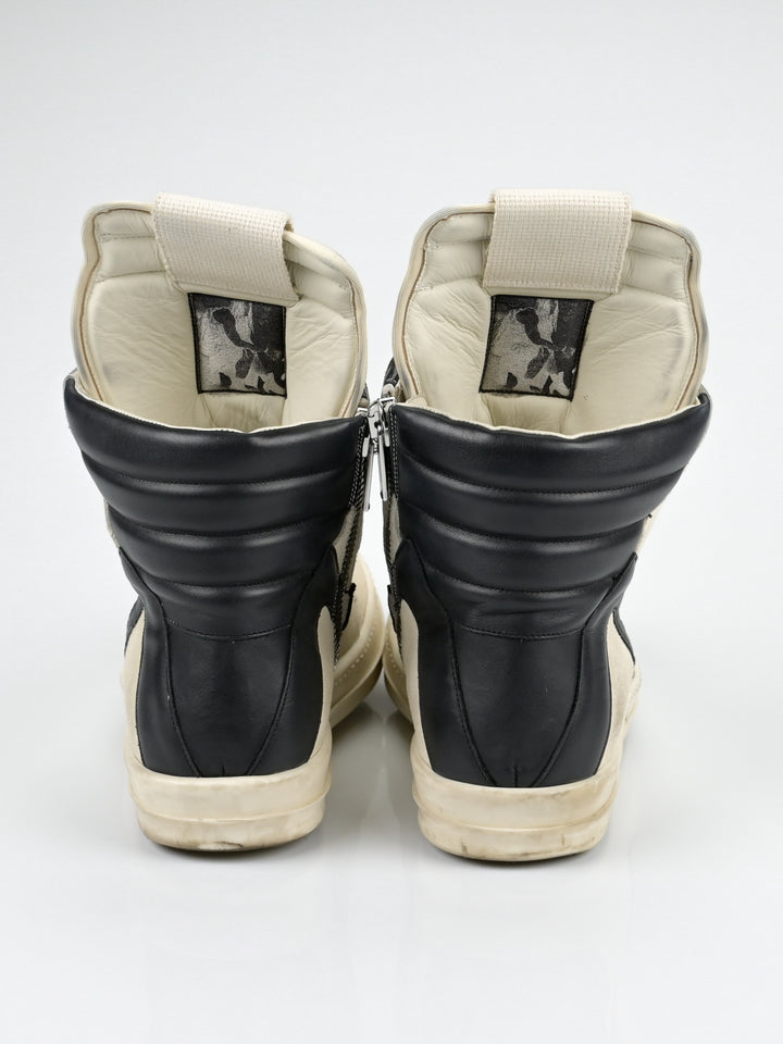 Suede Reverse Geobaskets