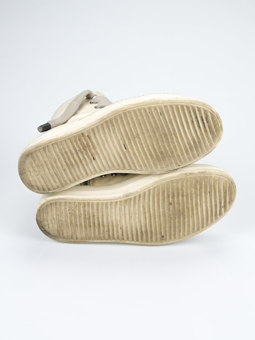 Milk Jumbo Lace Ramones