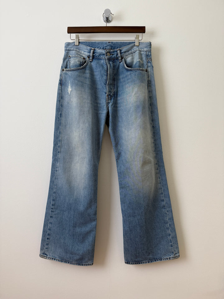 2021M Light Blue Vintage Jeans