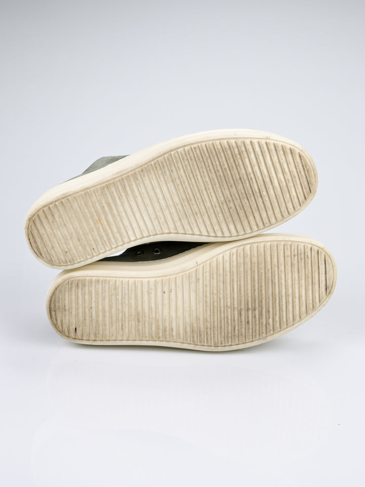 Suede Jumbo Lace Low Ramones