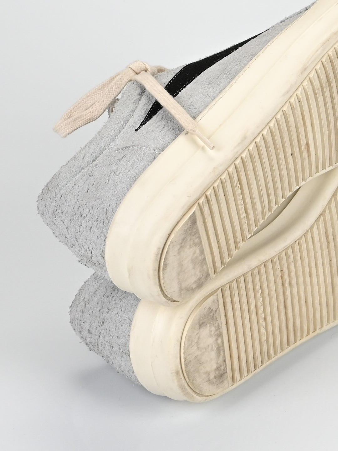 Oyster Vintage Sneakers