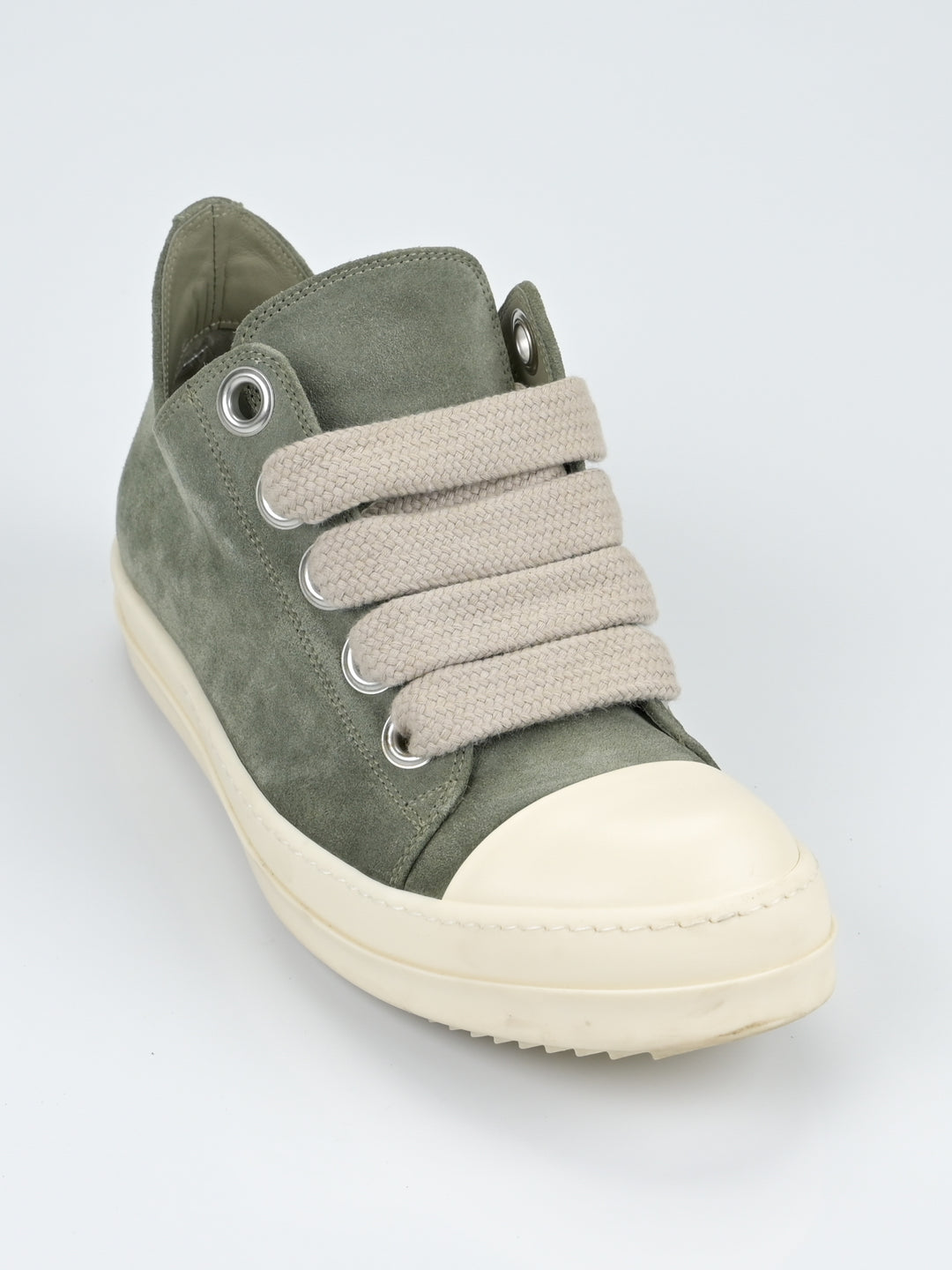 Suede Jumbo Lace Low Ramones