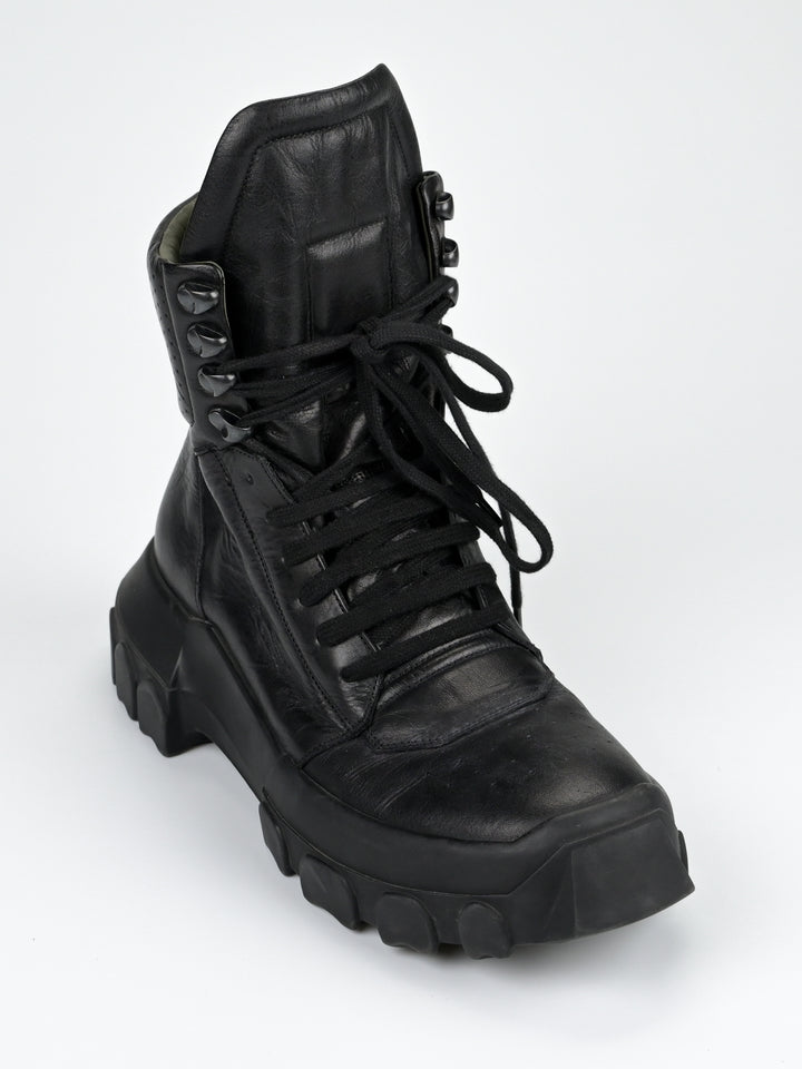 Blackout Tractor Boots