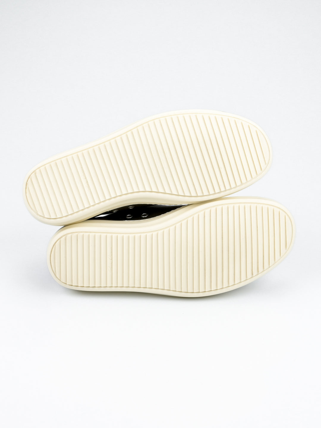 Transparent Low Ramones