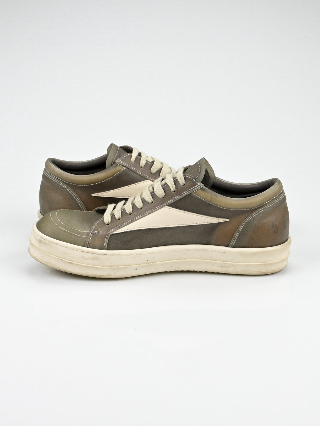 Vintage Transparent Low Sneakers