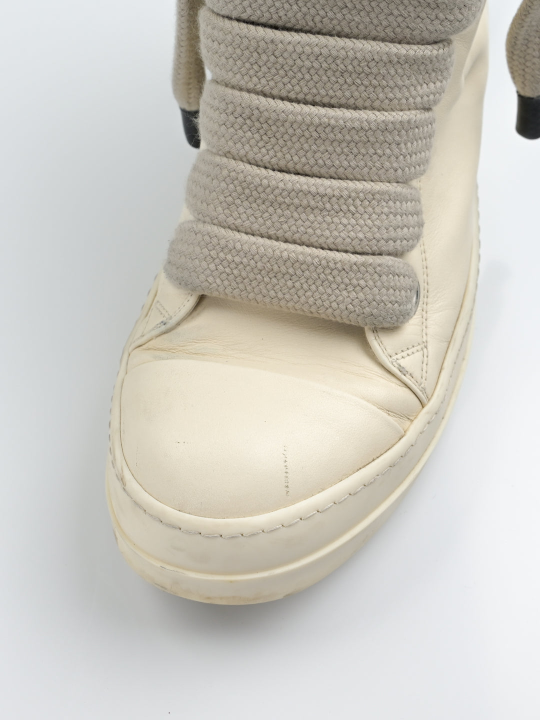 Milk Jumbo Lace Ramones