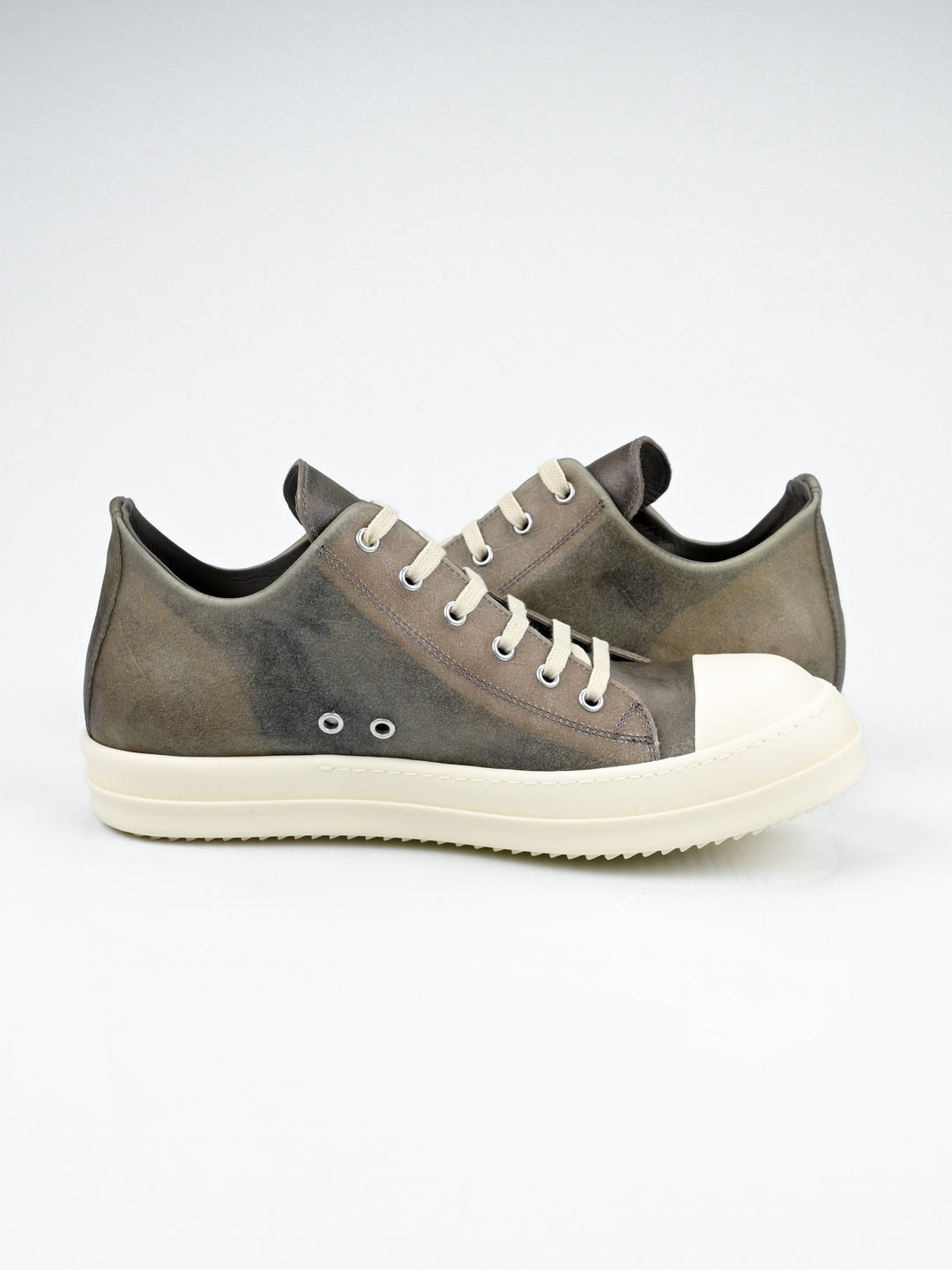 Transparent Low Ramones