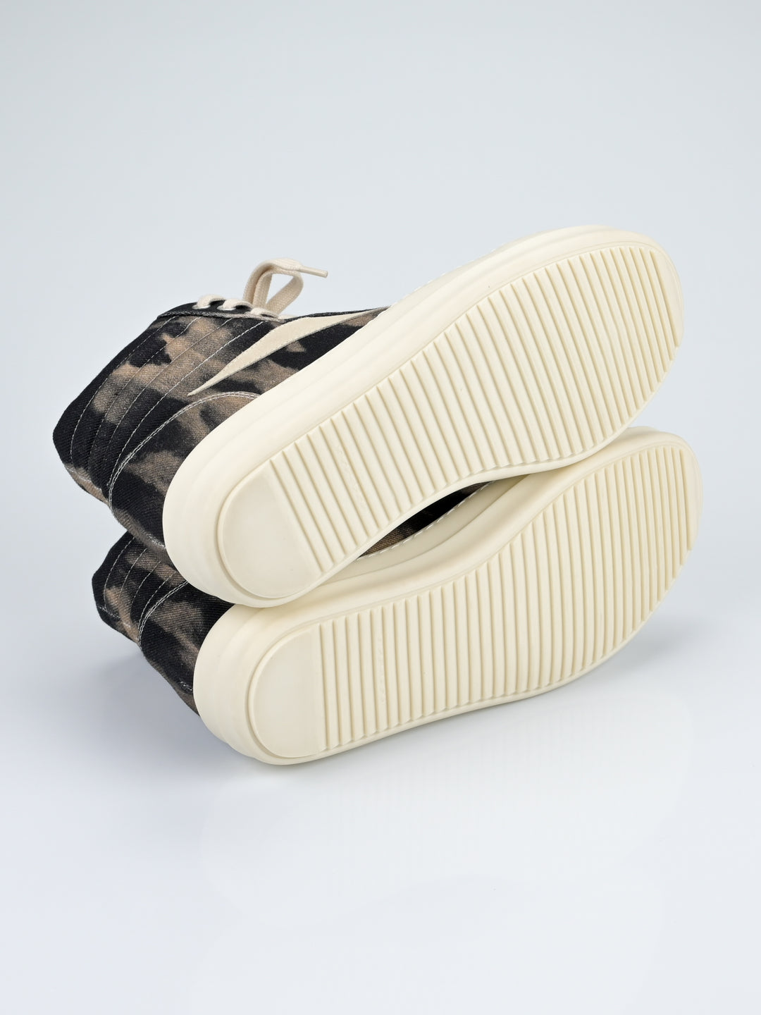 Vintage "Vans" High Top Sneakers