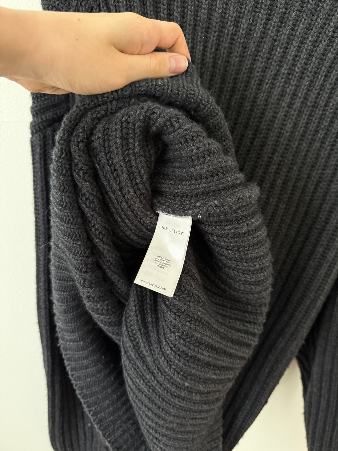 Capri Cashmere Crew Sweater