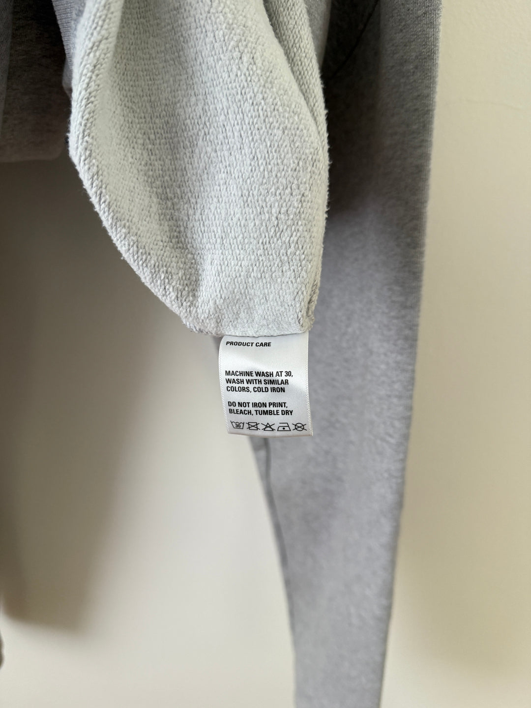 Colette × Highsnobiety  "Mon Amour" NYC Hoodie