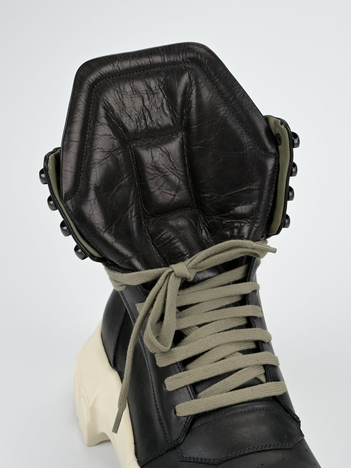 Tractor Boots Olive Interior