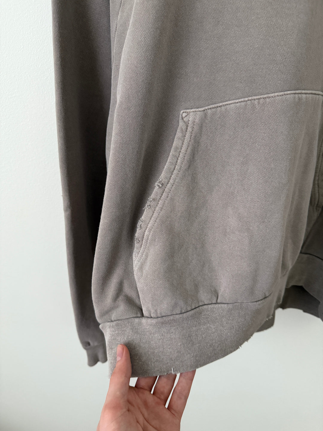 Folsom Cropped Raglan Hoodie