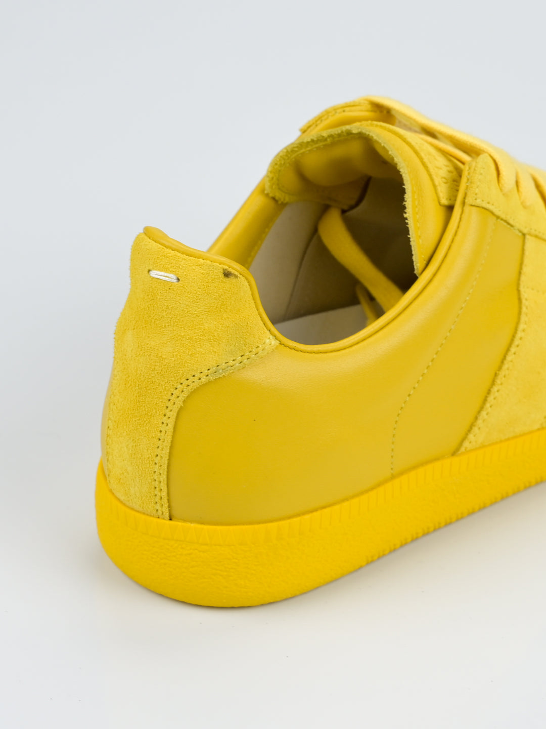 Replica GAT Leather Sneakers