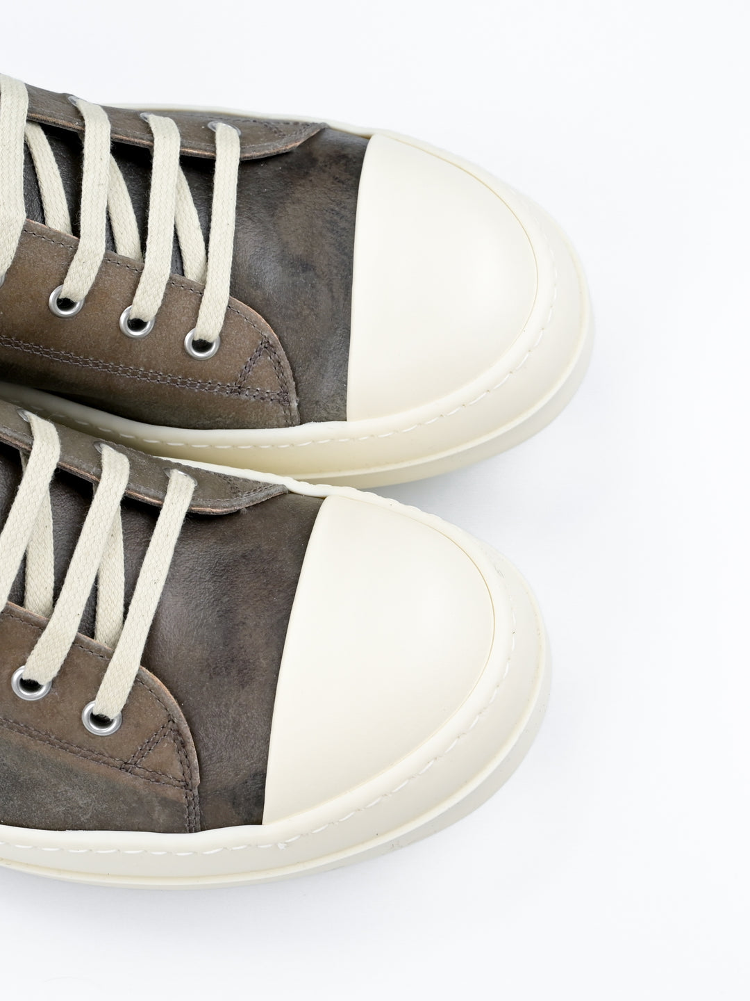 Transparent Low Ramones