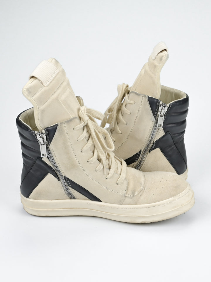 Suede Reverse Geobaskets