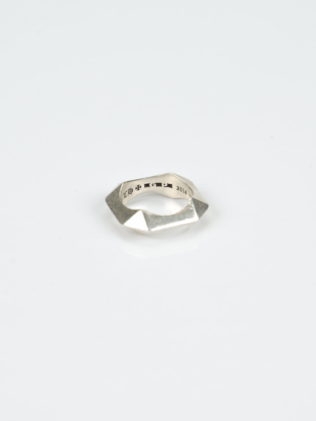 EXCLUSIVE "Futuristic" Ring