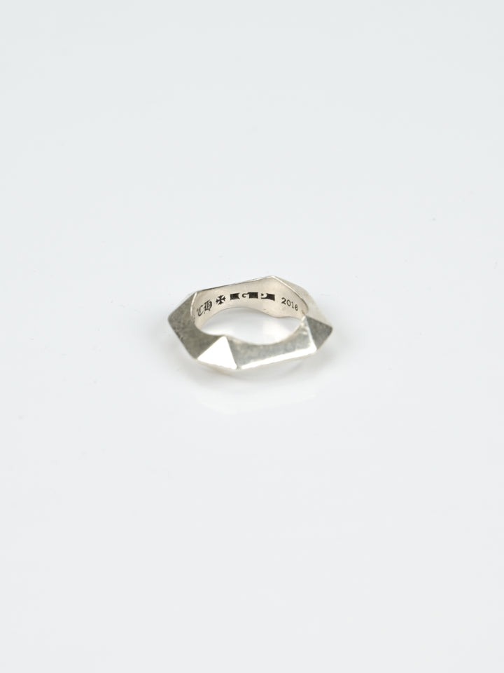 EXCLUSIVE "Futuristic" Ring