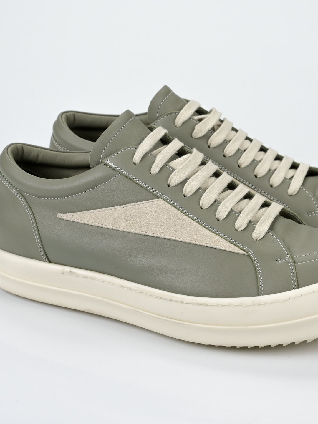 Hollywood Green Vintage Sneakers