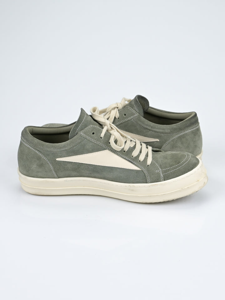 Suede Vintage "Vans" Sneakers