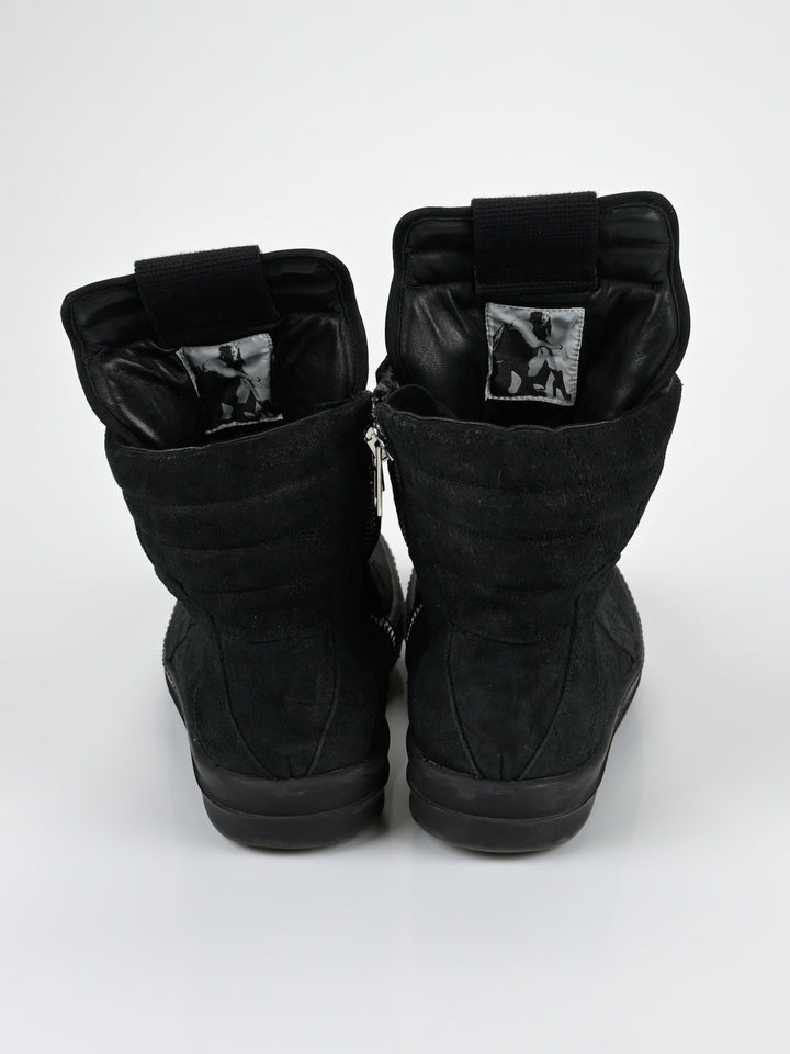 Blistered Suede Black Geobaskets