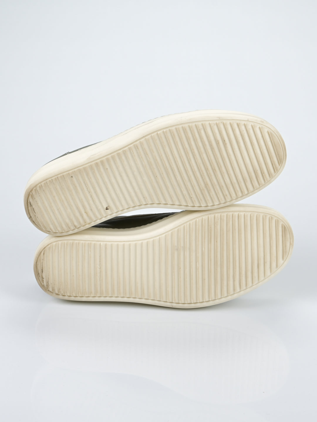 Hollywood Green Vintage Sneakers