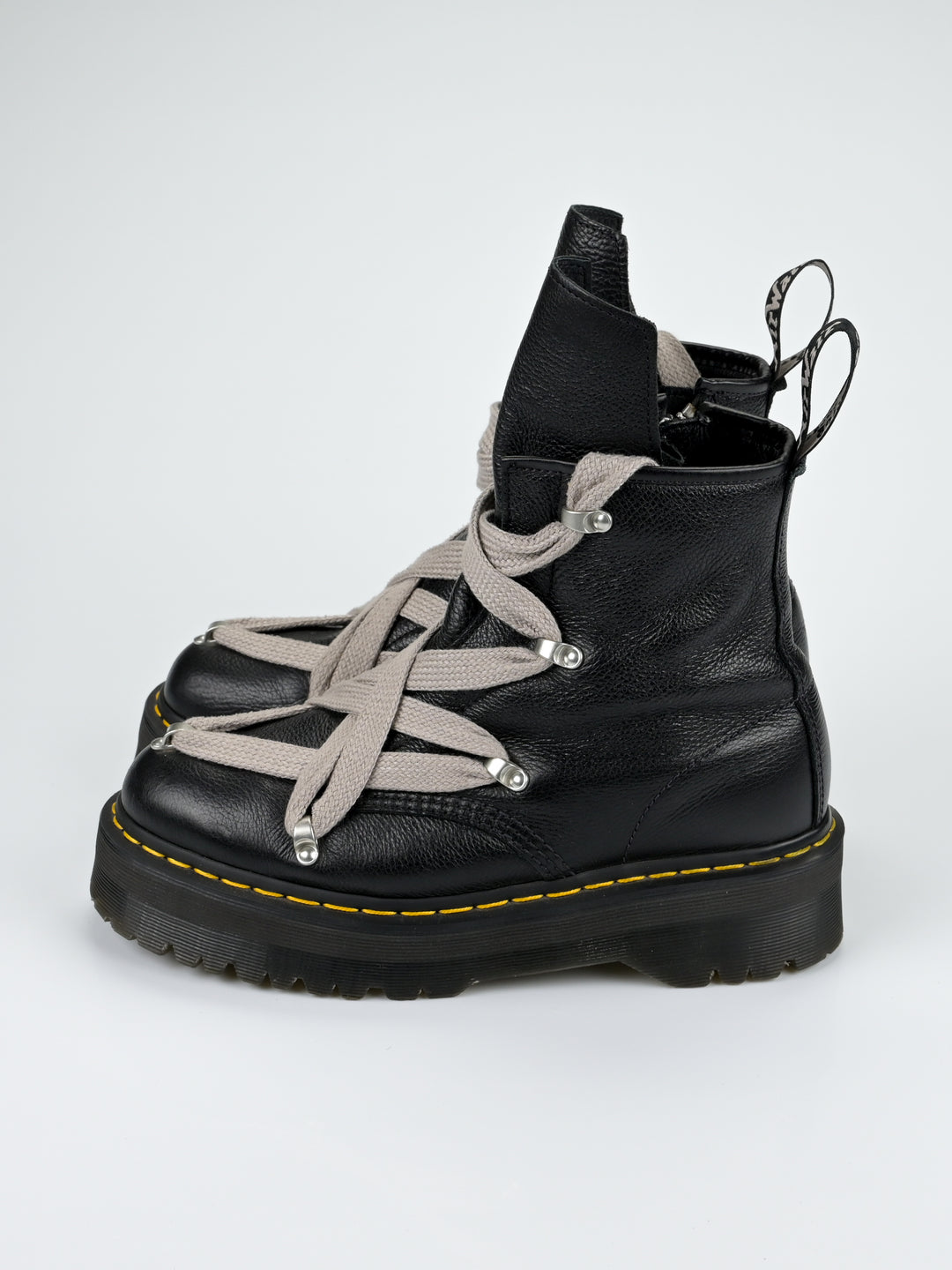 1460 Pentagram Jumbo Lace Boots