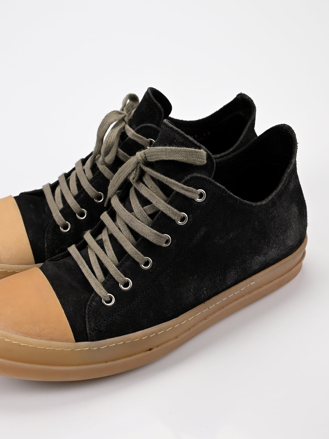 Blistered Leather Gumsole Low Top Ramones