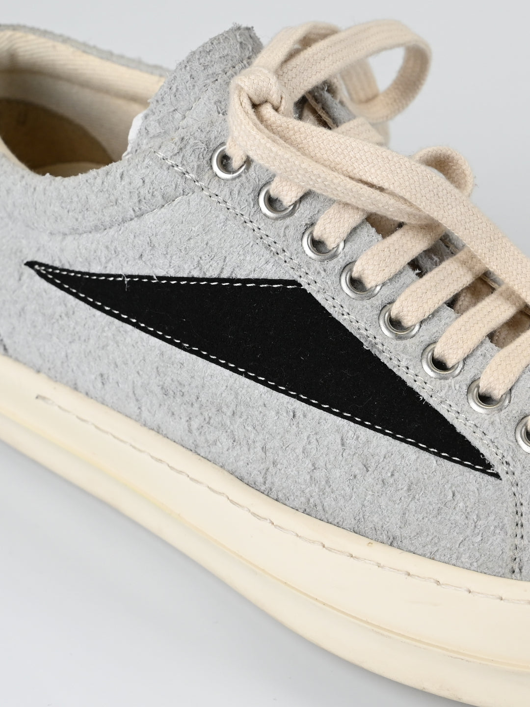 Oyster Vintage Sneakers