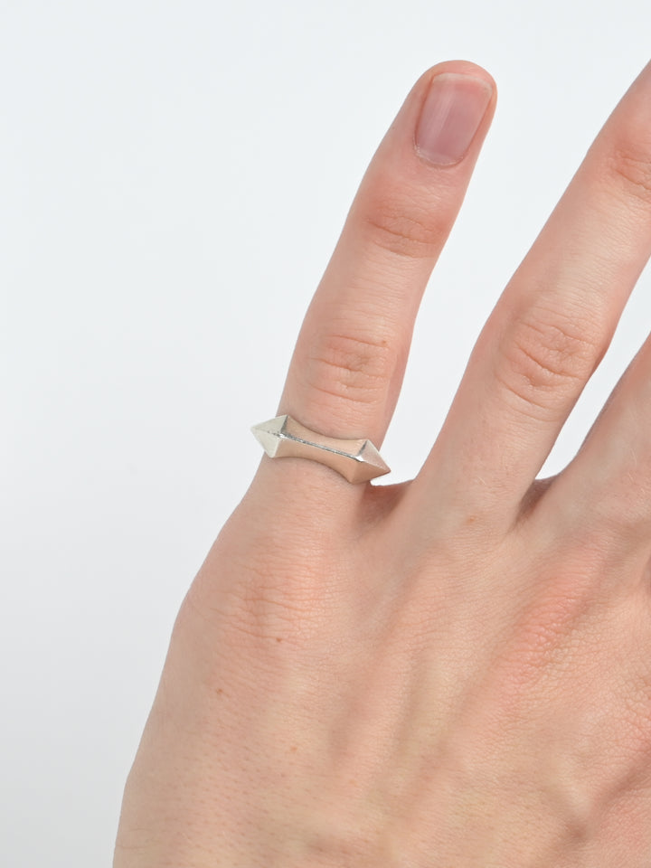 EXCLUSIVE "Futuristic" Ring